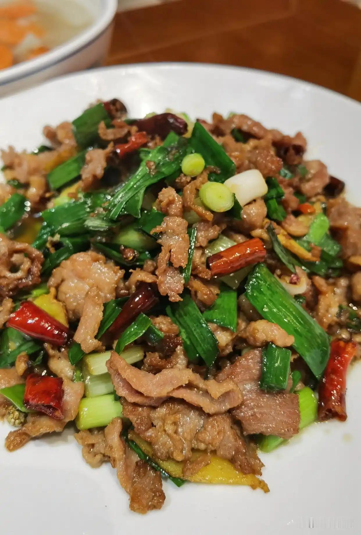 云南昆明菜好好吃，宣威下饭餐厅值得寻味！最云味宣威菜餐厅美食推荐：1、宣威