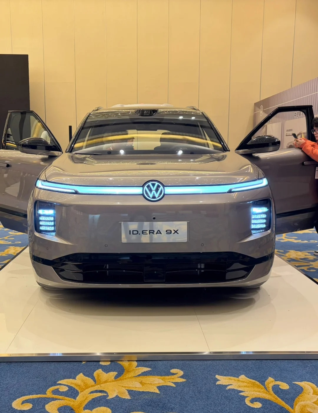 上汽大众IDERA9X实拍图
