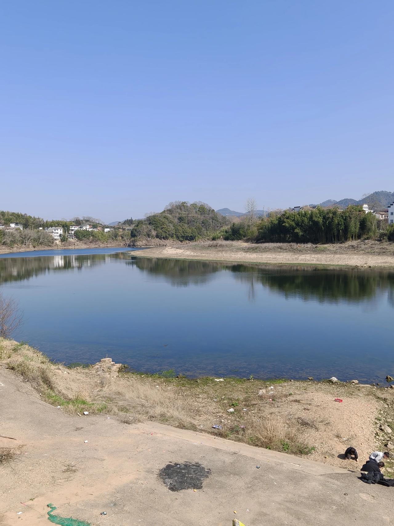 对岸就是外婆家～可惜外婆早已经不在了！