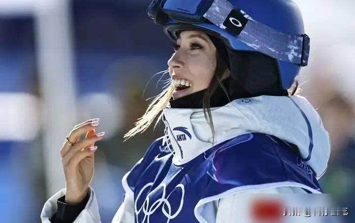 就差1.75分！大年初一，谷爱凌这块银牌，比金牌还烫手。四年没碰国际大跳台，