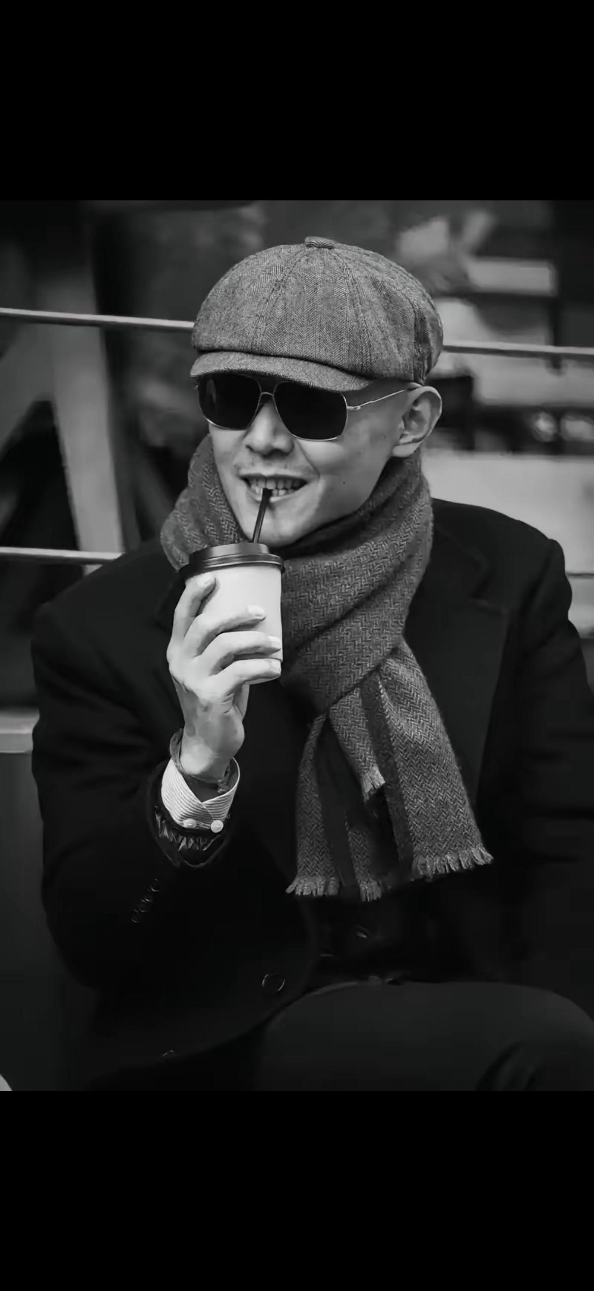 儿子：大冰哥，我今年30岁了，有房有车，年薪也不错。但我父母最近却想跟我“断亲