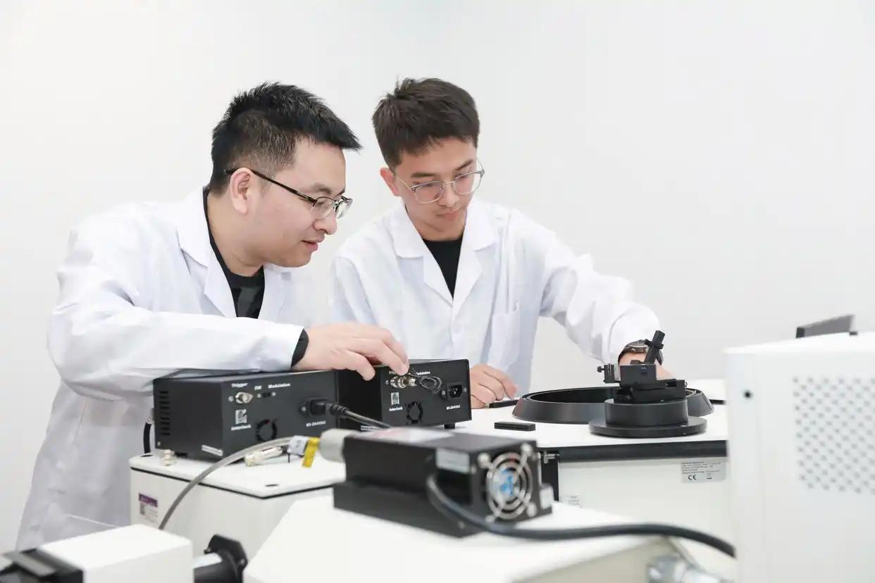 更上一层楼！中国通告全球：中国稀土研究有新突破，引发美西方高度关注北京时间