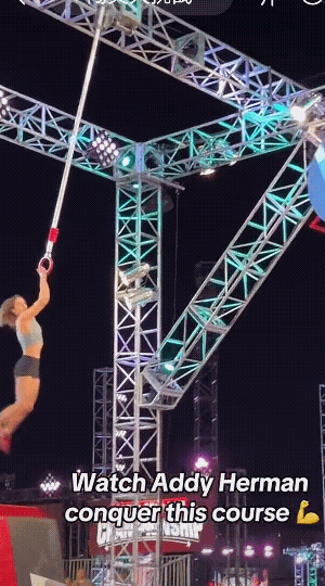 这个女人太厉害了，灵活有爆发力，反应快，这种体能比男人强，该项运动如果搞比赛，应