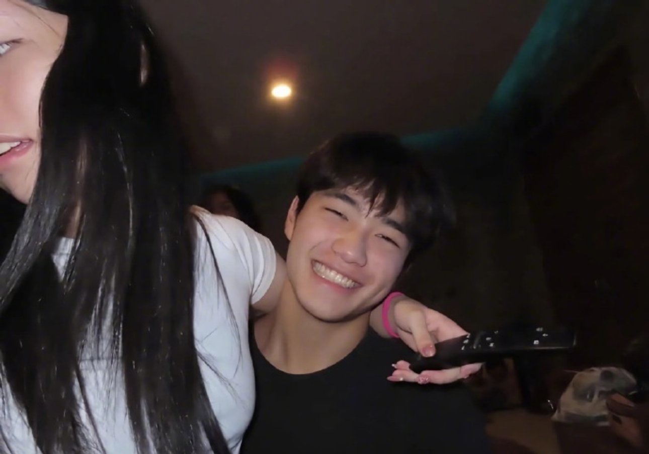 曹格儿子宣布恋情，我的天，曹格儿子都这么大了！？？？​​​
