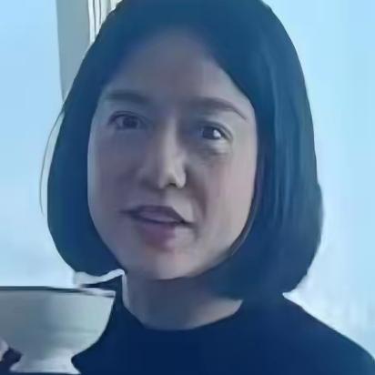 杨老虽然走了，但翁帆一直没改初心，照样延续着学术和公益的温度～她低调做学术辅助