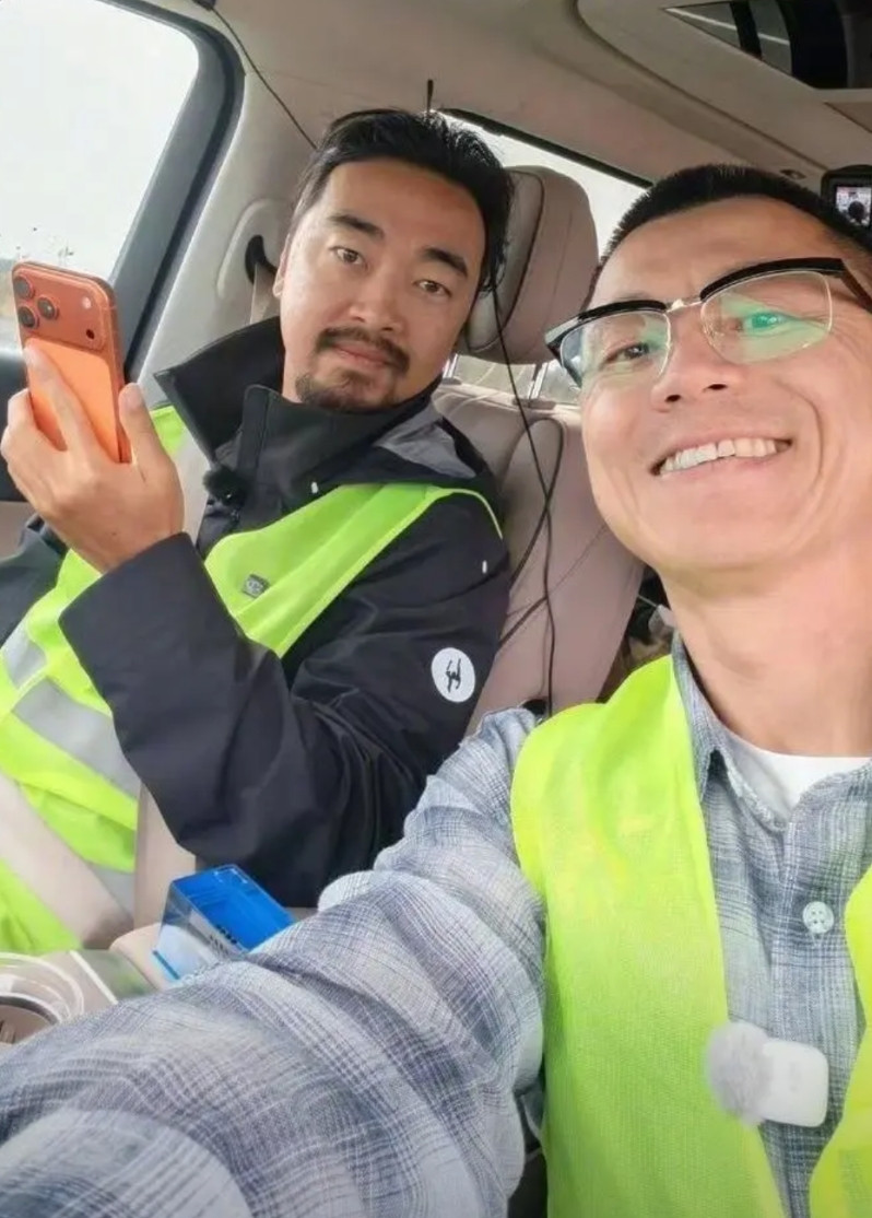 陈震今年这运气，真是有点“背”到家了。先是年初因为与合作方的问题，不得不赔了