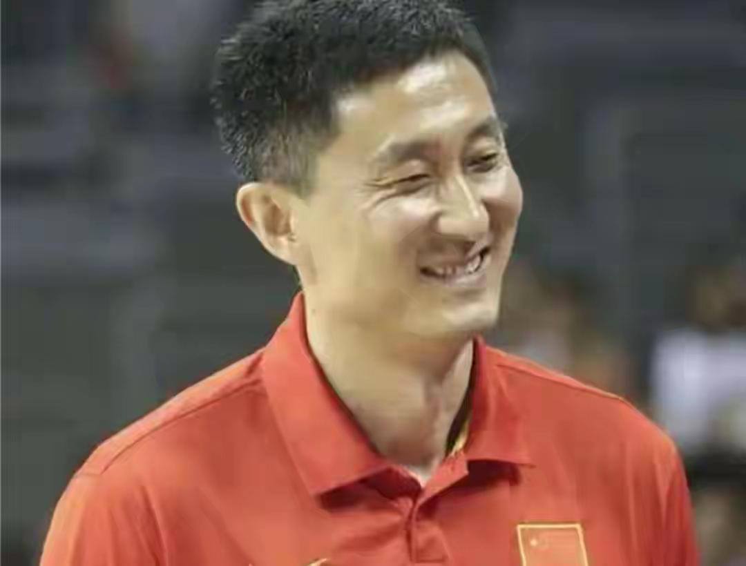 杜峰水平到底怎么样，下任主教练带领广东男篮取得的成绩，就能成为一个很好的标尺。假