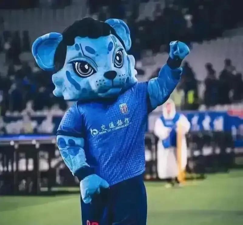 120万解约，只为换2个能进球的外援申花把后腰直接买断，空出名额签巴西中锋