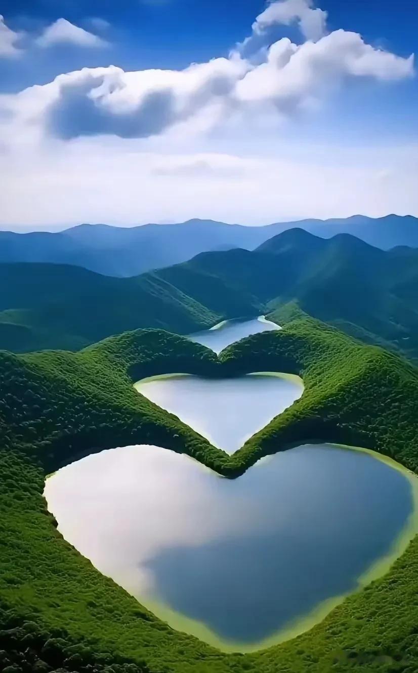如果一段婚姻里，人管不了，钱管不着，没陪伴零沟通，只剩孩子维系，那它早已死