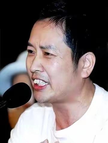 叶将军气的要坐起来了！​这股气不是凭空来的。​大家心里都有杆秤，知道什么事对