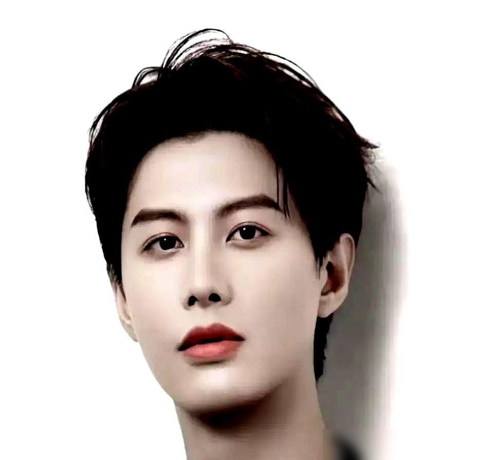 短剧圈的财富密码，原来是让演员“假戏真做”？去年10月那部爆款《深情诱引之黎明恋