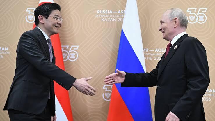 2026年6月19日，在喀山举行的俄罗斯与东盟峰会期间，新加坡总理黄循财与俄罗斯