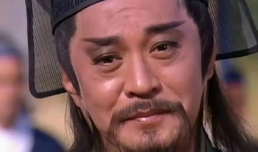 网友热议：从何时开始理解岳不群，看不惯令狐冲？华山派的师徒恩怨，越扒越有争议！