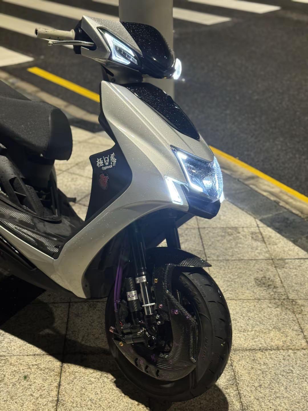 我们早都变了何必感慨之前cygnusx九号电动mmax110新国标电动车