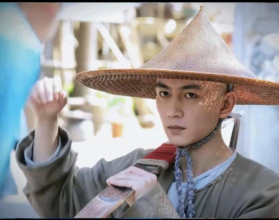 《大生意人》女主演技连陈晓也救不了。陈晓明明是出了名的CP体质，之前不管搭谁都