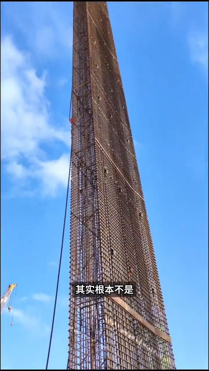 很多人以为高楼大厦里面的钢筋是几百米长的一整根，其实根本不是真要这么长的钢筋。别
