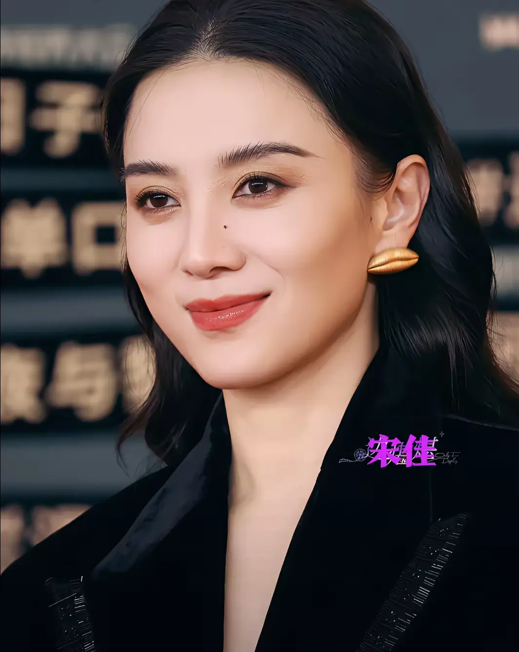内娱80后两大女顶流，演技精湛，精彩作品不断，你更喜欢看谁的作品？1.孙俪——