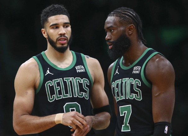 塔图姆后面一直打会影响布朗冲一阵吗？布朗mvp大概率没希望了，但是一阵还是有