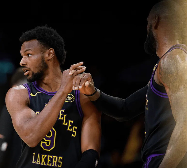 德雷蒙德-格林在个人播客上就珍妮-巴斯的争议言论发表观点。他认为勒布朗-詹姆斯已