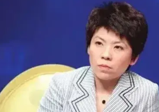 打乒乓球打出哲学的就三个人，邓亚萍、李晓霞和陈梦，让我一一道来。1，邓亚萍说