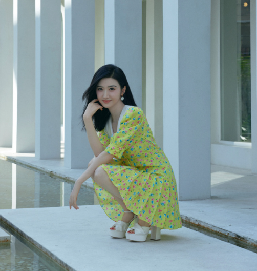 景甜绿意盈盈写真大片！