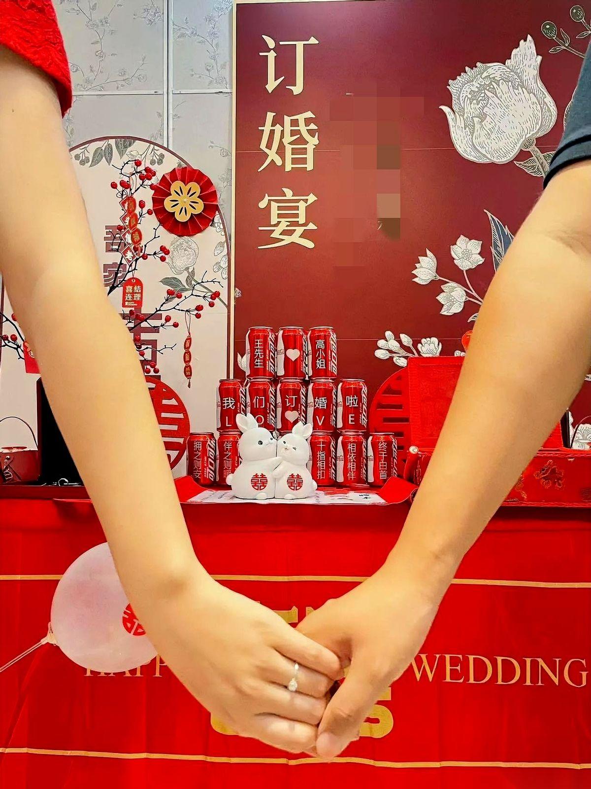 就离谱。我表姐前两天差点把我给说懵了。她闺女要结婚，男方家给买房，出一百万。