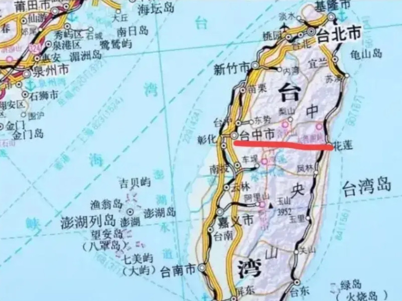 狭长的台湾省，铁路环绕却没有一条东西走向的铁路，其宽度是140公里左右，台湾经济
