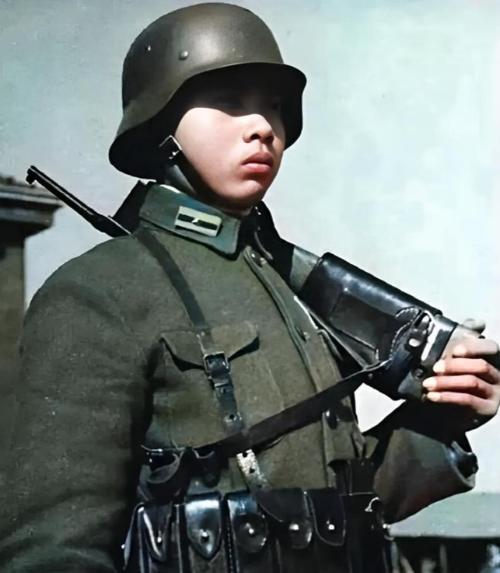 抗战前中国买武器有多憋屈？有钱花不出去，全世界只剩一个国家敢卖。很多人看抗战