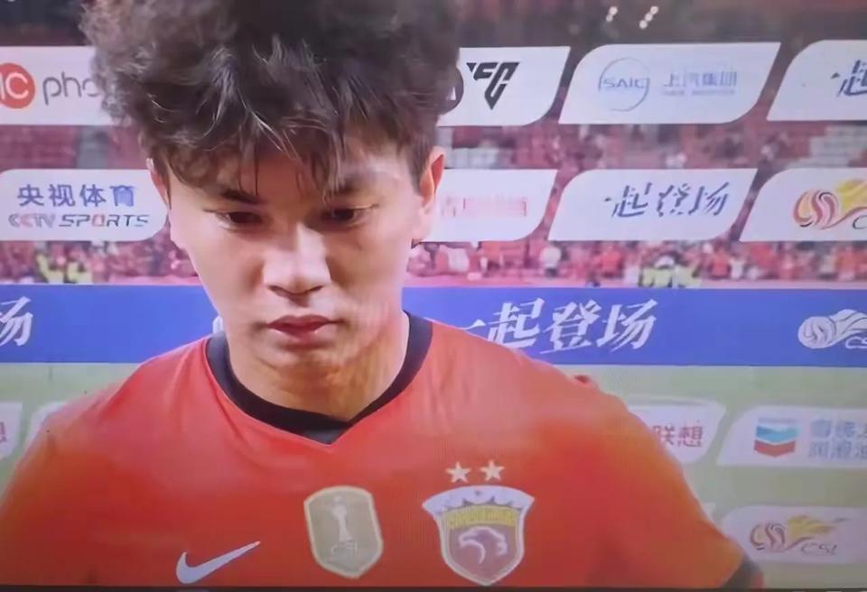蒯纪文中超连续替补出场0进球0助攻，暴露三大短板：一：对抗不足，防守不够积极。