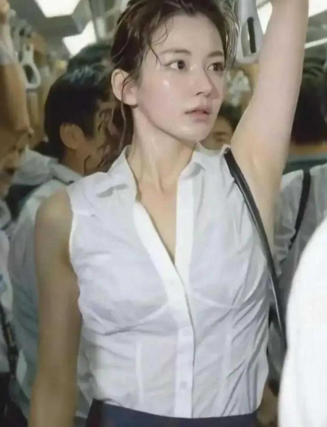 要是我身边有这样的女人，我就算拼了老命，砸锅卖铁也得给她买辆车！绝对不忍心让