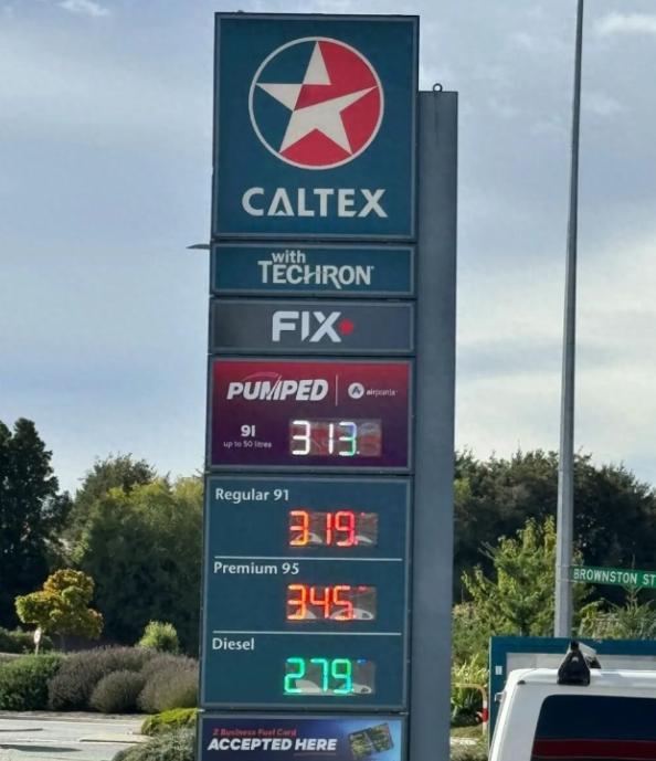 越南满世界求油，为什么没人愿意帮它？越南的油荒爆发得比谁都快，国内汽油、柴油