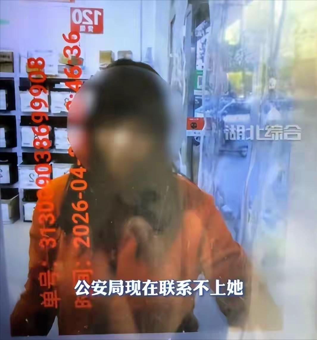 “好家伙，还真遇着个高手！”假装扫码买海鲜，一分没付转身就走，光天化日从后备箱顺