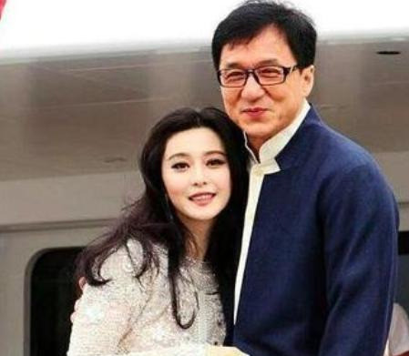 <em>邓光荣</em>成龙晚宴冲突 一代江湖大佬<em>邓光荣</em>，在93年电影庆功宴