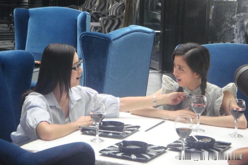 为什么大龄剩女结婚越来越难?前几天和闺蜜聚餐，她吐槽：“我妈又催婚了，说我34岁