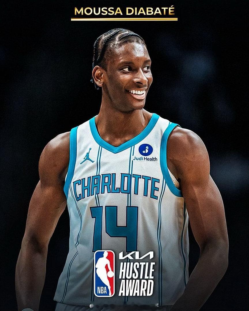 NBA官方：黄蜂内线迪亚巴特荣膺拼搏奖击败追梦哈特等对手北京时间5月1日，NB