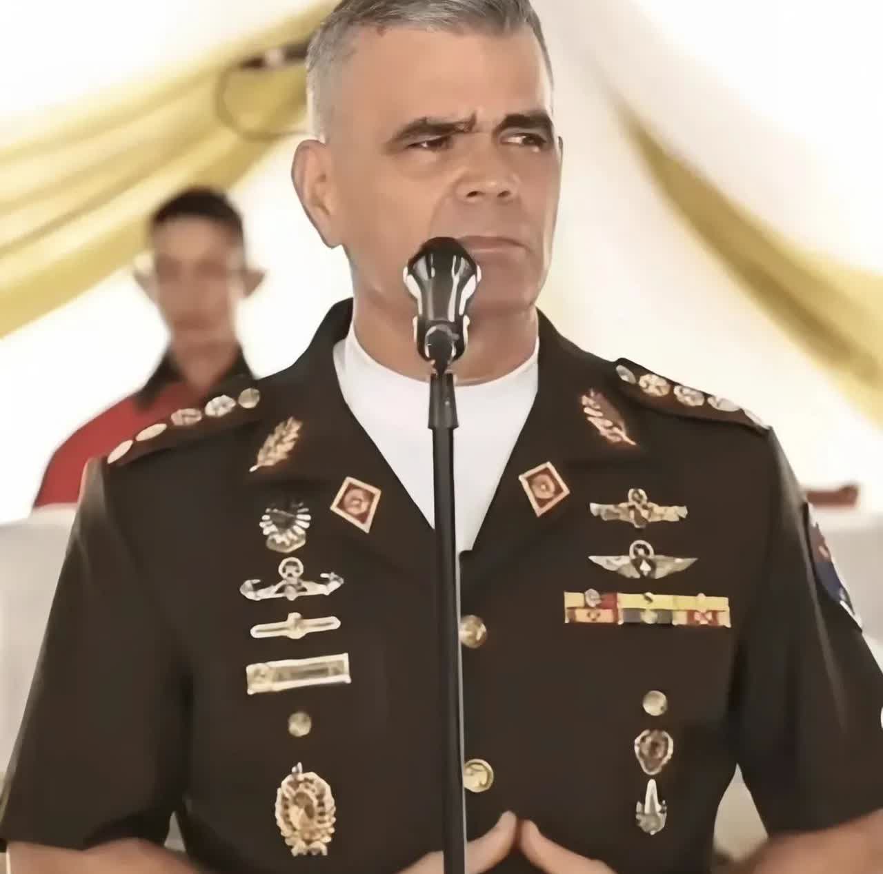 快讯，快讯！委内瑞拉国防长宣布了8月21日，委内瑞拉国防部长洛佩斯直