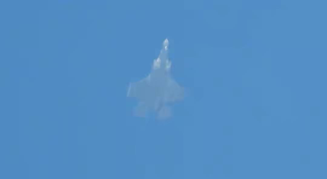 德黑兰上空的这场空战，堪称现代空战史上的标志性一战！以色列F-35I战机直闯伊朗