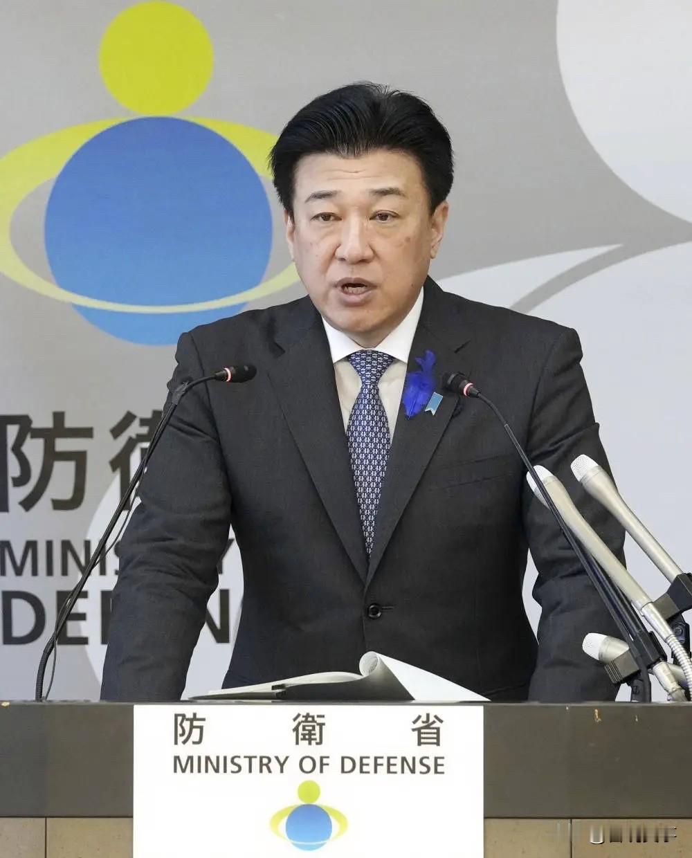 日本这是又要疯了吗？据日媒2日报道，日本防卫省将儿童版《防卫白皮书》分发到各地