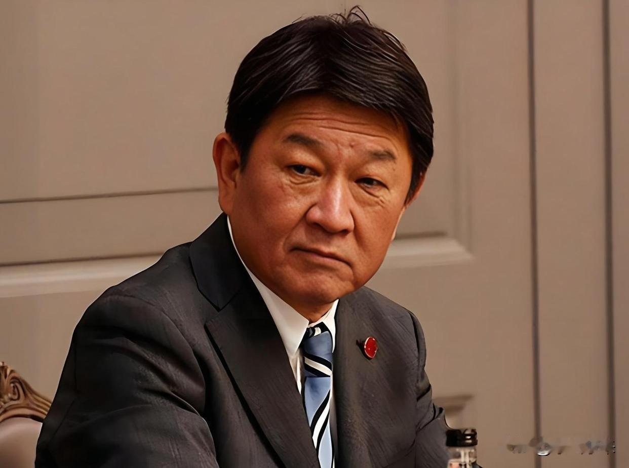 中国对南海仲裁案态度一如既往，废纸一张不具备法律效力！日本就是头铁，宁愿睁眼