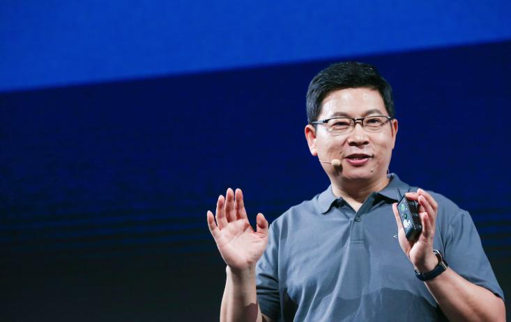 余承东直播时“自我检讨” 据媒体报道，近期在直播过程中，余承东“自我检讨”称