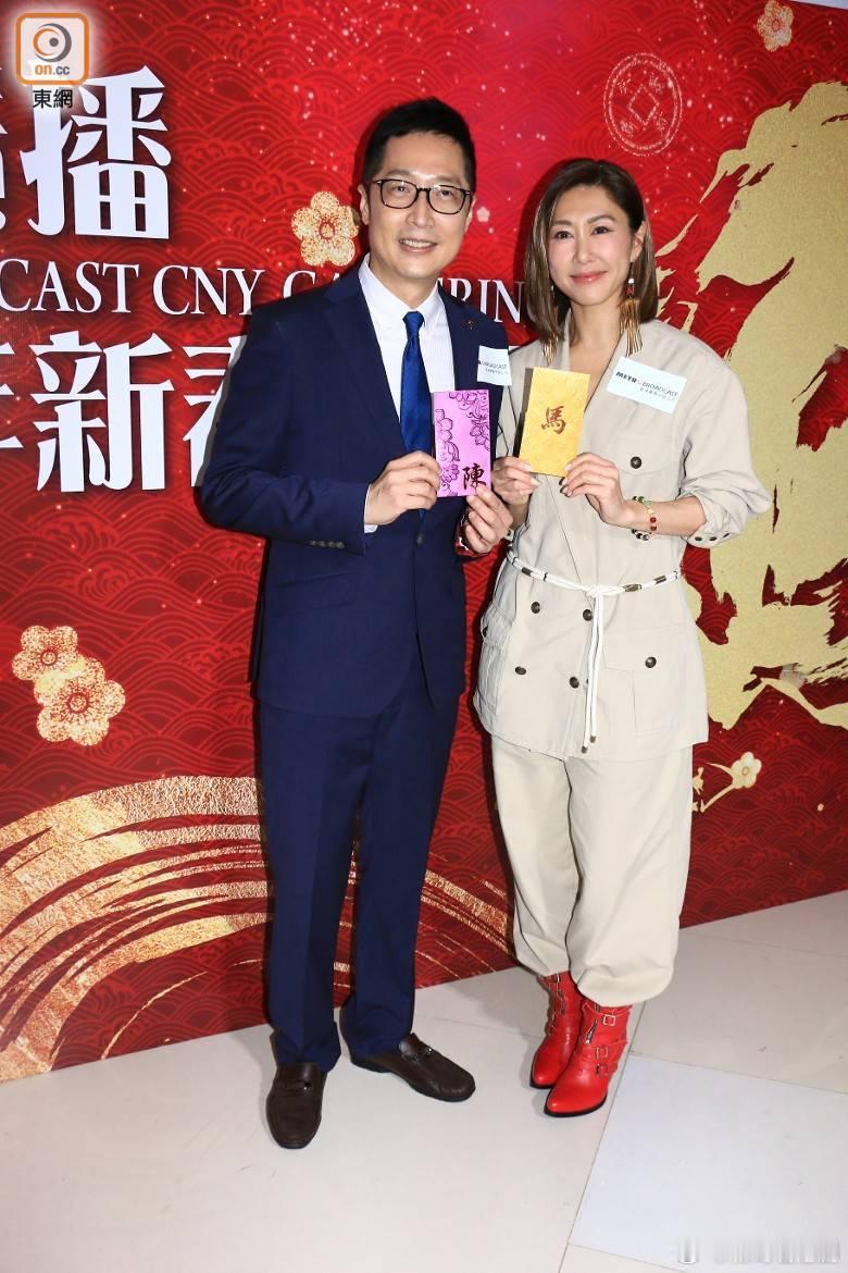 胡定欣婚后首年狂派利是超不习惯4月将推新歌再战乐坛.胡定欣、薛家燕、周吉佩、张