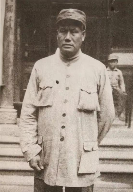 1939年，贺龙打算提拔老部下王尚荣担任120师独立第一旅旅长，毛主席突然反问：