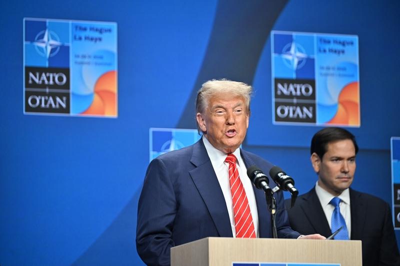 特朗普这一宣布，对伊打击将持续一周或更长，可真是在中东这潭浑水里又狠狠搅了一把。