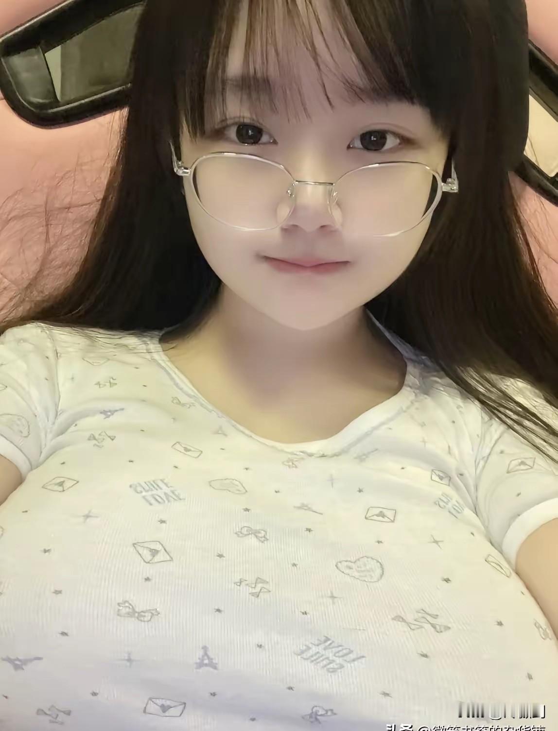 每天宅家里玩游戏，得晒晒，要不发霉了。
