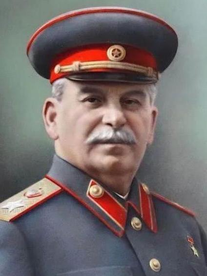 苏联做过两件最痛苦的事：一件，把外蒙古从中国给拆分出去；第二件，把哈萨克斯坦扶持