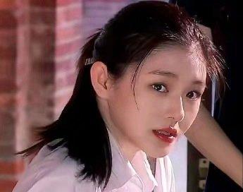 马筱梅再现经典回复，有人在她视频下留言：不好意思，我还是爱大曲线，因为那是我小