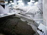 中国把鱼子酱价格打下来，西方急了还想搞关税？曾经一勺能卖天价的鱼子酱，现在