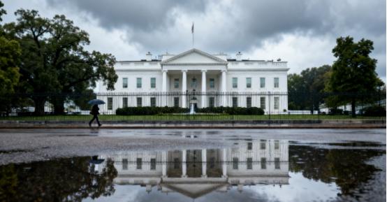 特朗普的张狂日子到头了，我早说过，特朗普的强势总统只有一年期限，2026进入中期