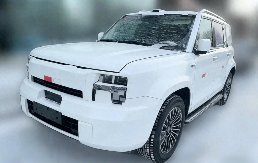 哈弗C06不是H9的换壳，不是越野迷的玩具，也不是凑热闹的方盒子。它4月刚露脸