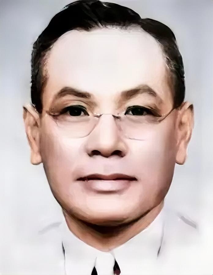 1951年，一中统特务被判枪决，突然在法庭上大声抗议：“我不是特务，我为党立过功